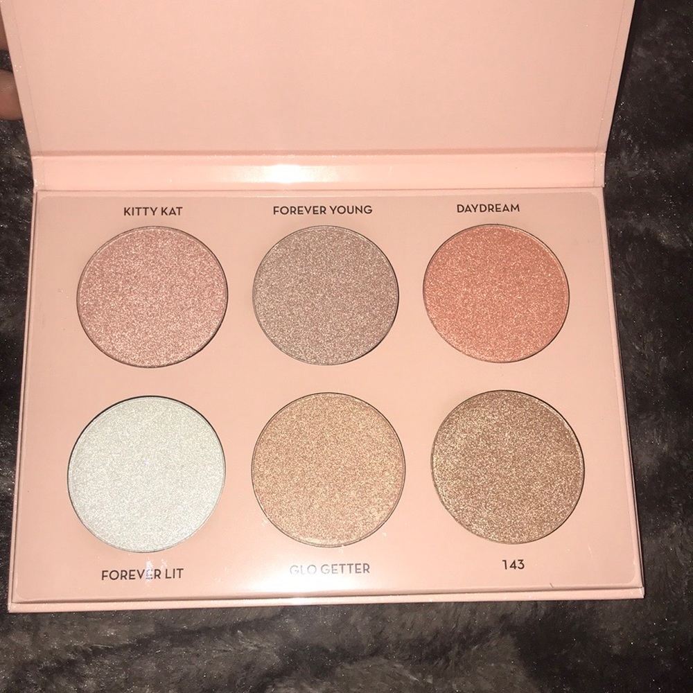 ABH Nicole Guerrero Glow Kit Brand New